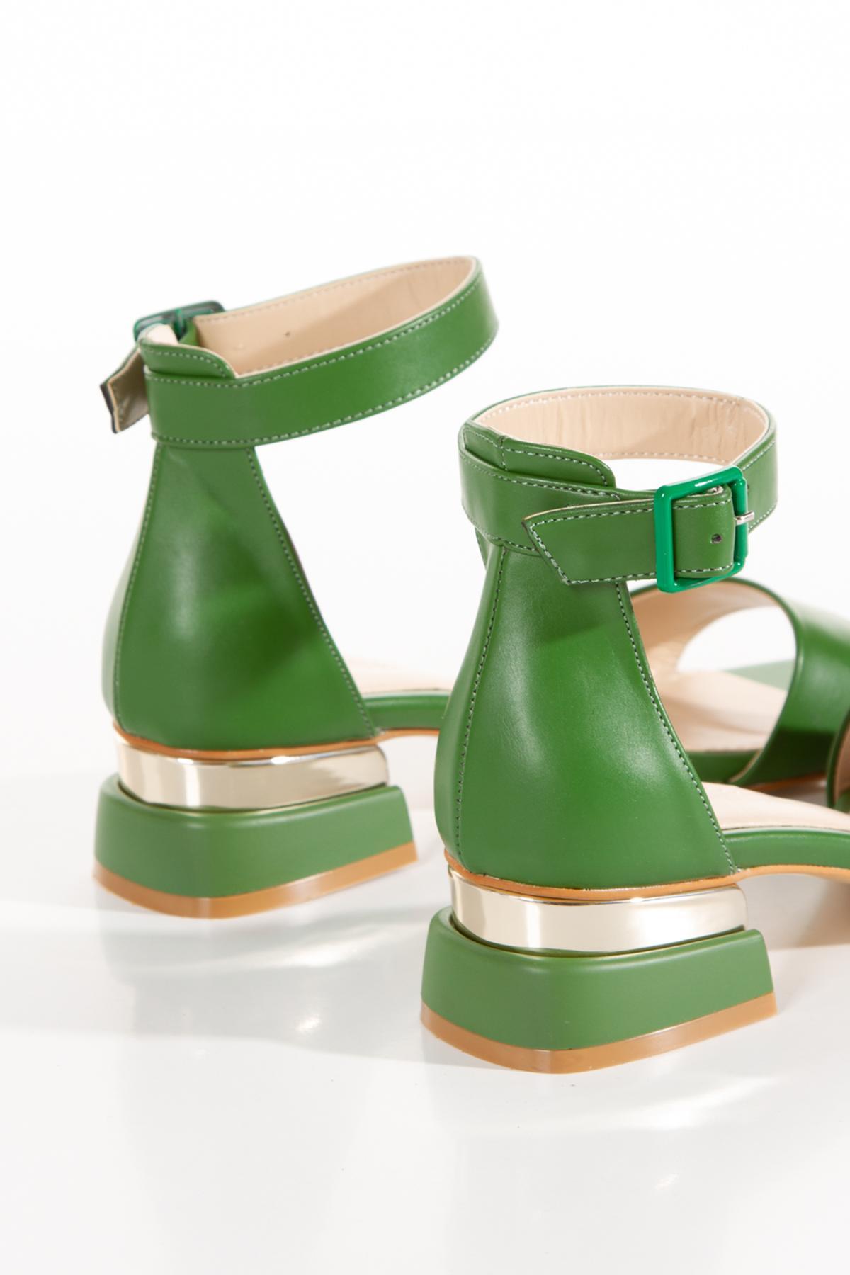 Kadın Yazlık Tek Bant Arkası Kapalı Çimen Yeşil Tarz Topuklu Ayakkabı